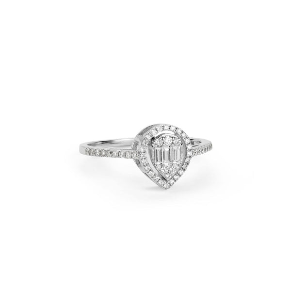Allumare Diamond Halo Ring