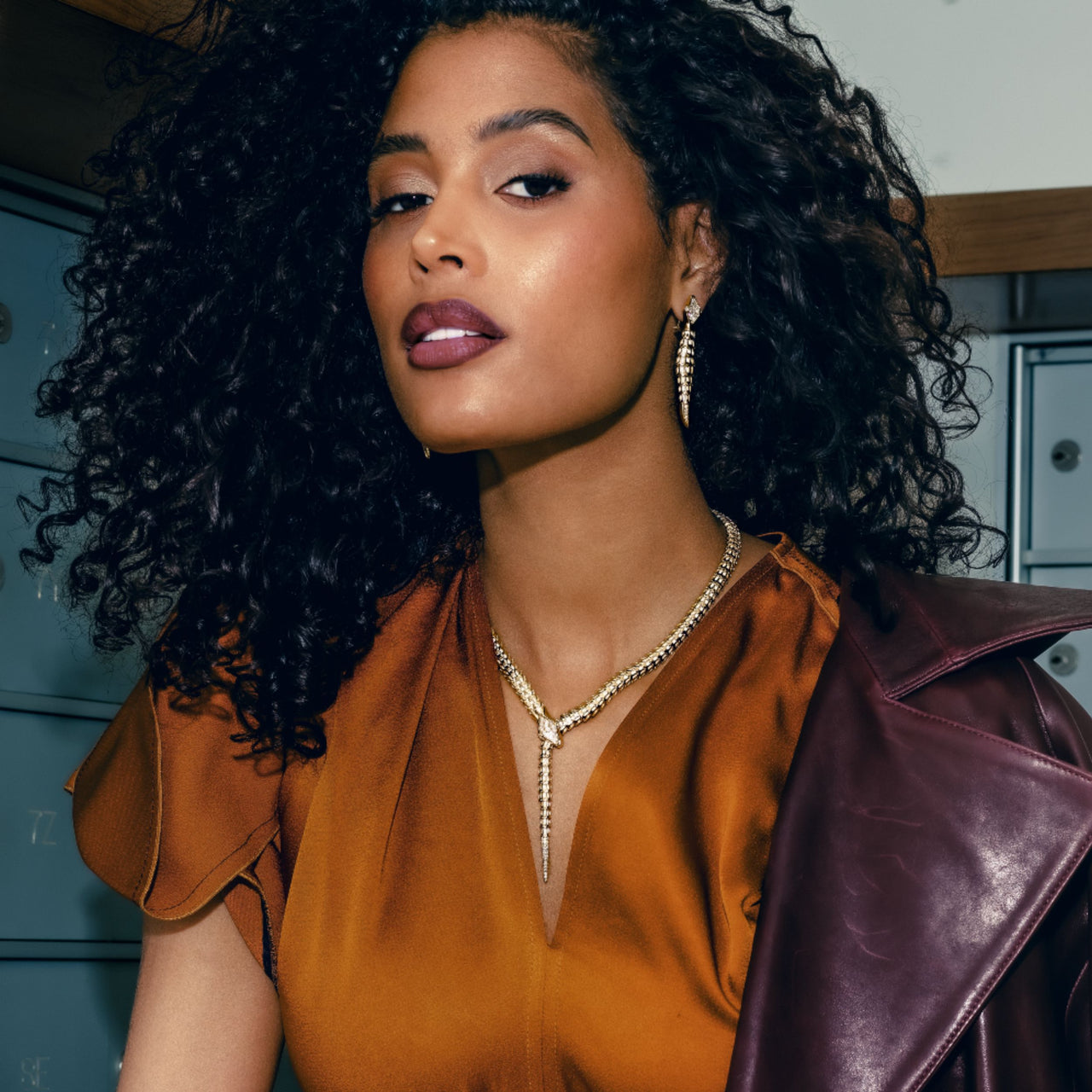 Yilan Diamond Pavé White Agate, Yellow Gold, Earrings